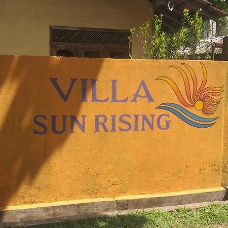 Villa Sun Rising Talpe Eksteriør billede